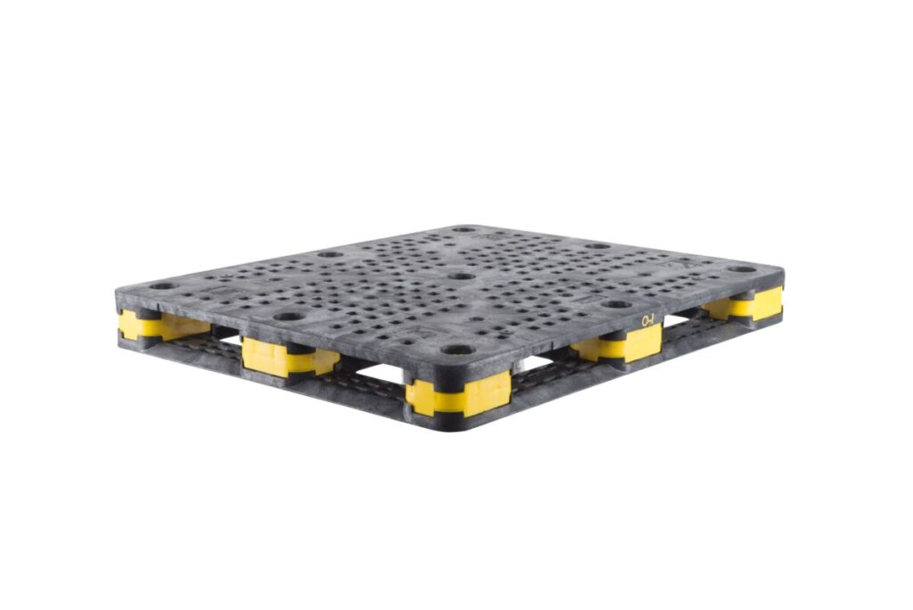 42 x 48 HDSC Plastic Stackable Pallet - ORBIS