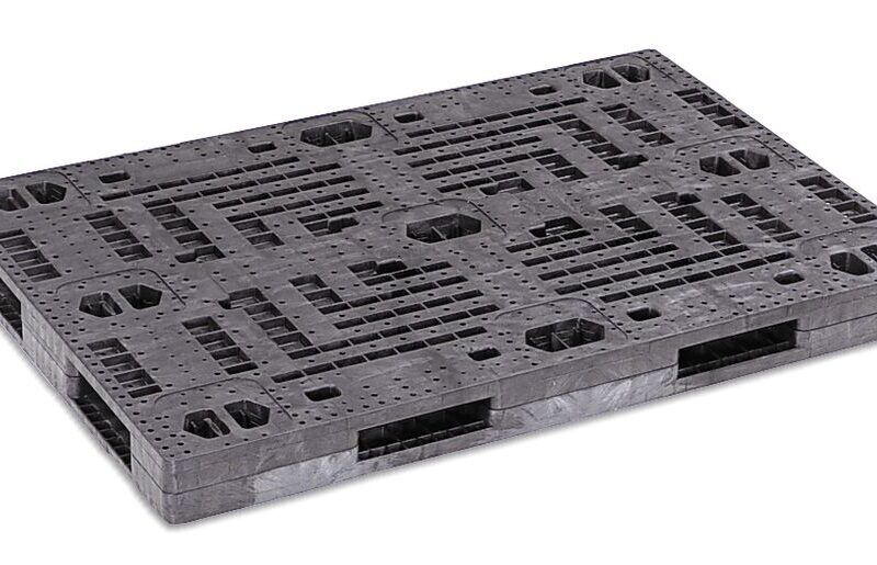 48 x 72 CIISF Plastic Stackable Pallet - ORBIS